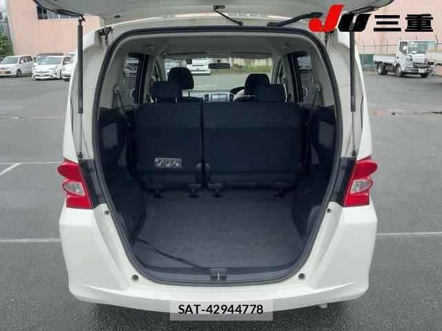 Honda FREED 2009 8775209-7