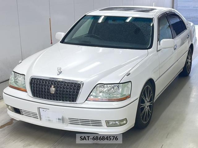 Toyota CROWN MAJESTA 2002 8711081-0