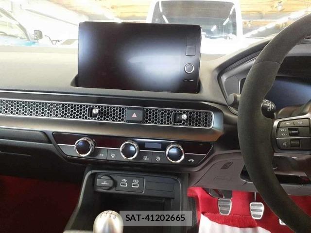 Honda CIVIC 2026 8696352-12