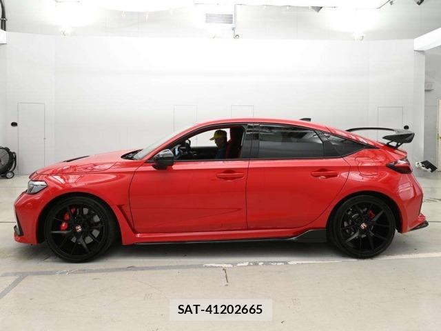 Honda CIVIC 2026 8696352-4