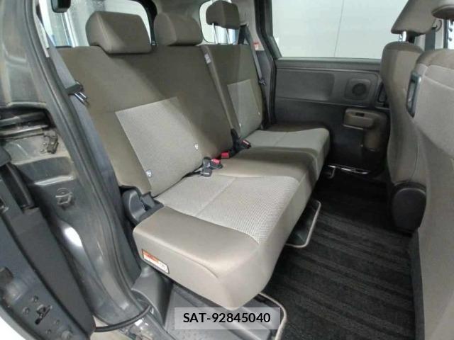 Toyota SIENTA 2024 8764442-12