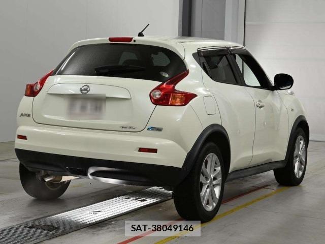 Nissan JUKE 2011 8902672-1