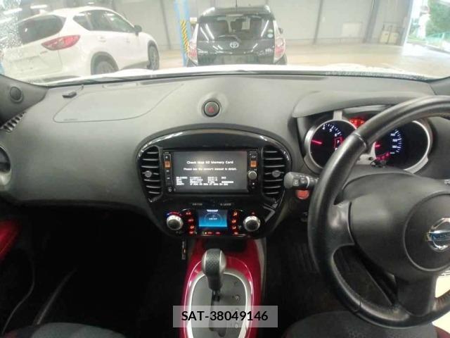 Nissan JUKE 2011 8902672-11