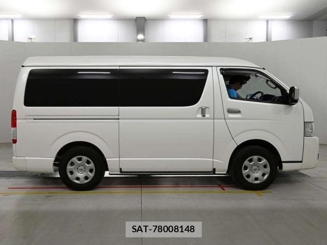 Toyota HIACE WAGON 2024 8679136-3
