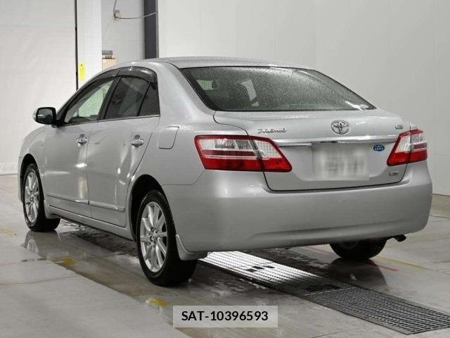 Toyota PREMIO 2010 8911143-6
