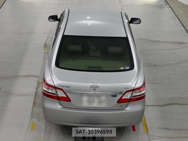 Toyota PREMIO 2010 8911143-8