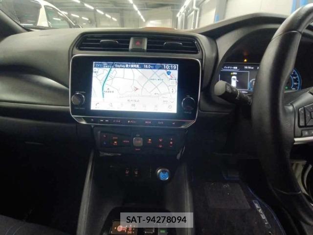 Nissan LEAF 2021 8928434-11
