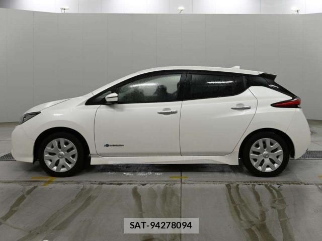 Nissan LEAF 2021 8928434-4