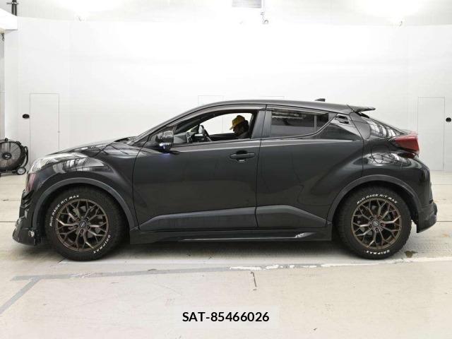 Toyota C-HR 2019 8862831-4