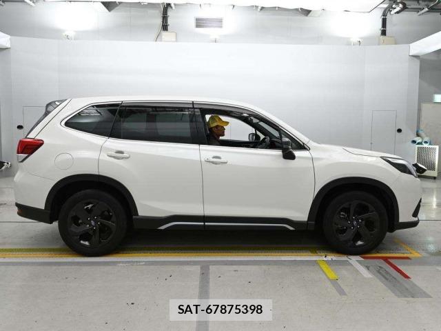 Subaru FORESTER 2023 8825071-3