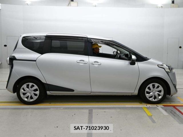 Toyota SIENTA 2018 8953258-3