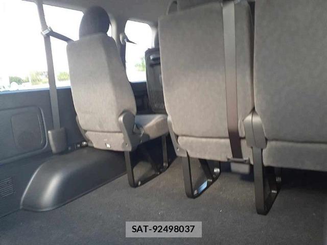 Toyota HIACE WAGON 2025 8861640-12