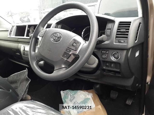Toyota HIACE WAGON 2025 8861648-9