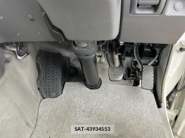 Hino LIESSE 2012 8748496-4