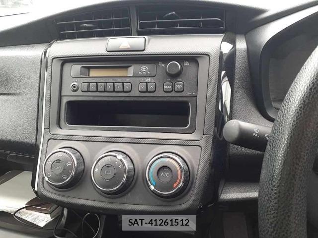 Toyota COROLLA AXIO 2018 8682743-12