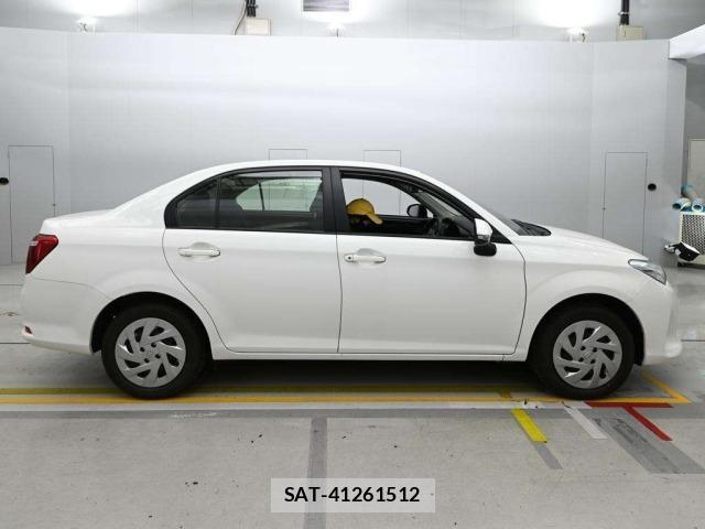 Toyota COROLLA AXIO 2018 8682743-3