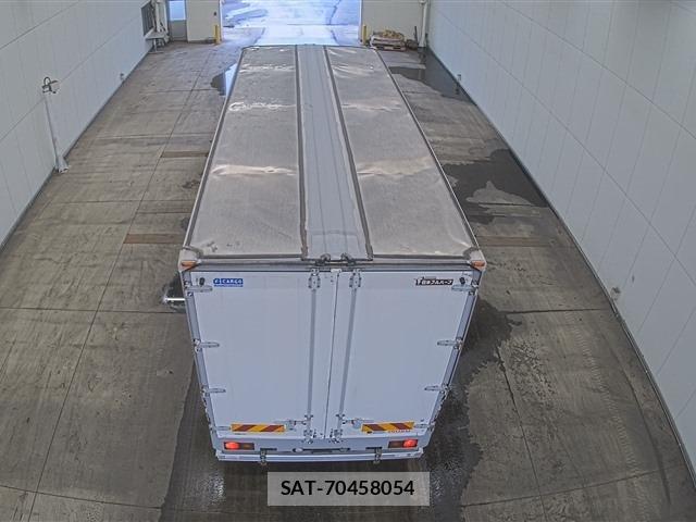 Isuzu FORWARD 2016 8718324-3