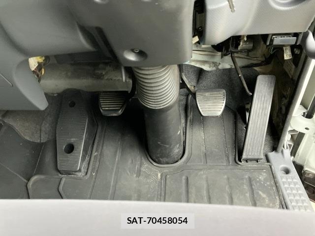 Isuzu FORWARD 2016 8718324-4