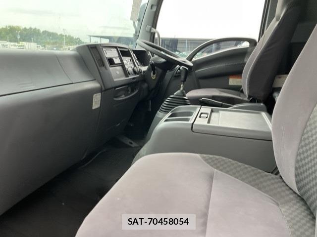 Isuzu FORWARD 2016 8718324-5
