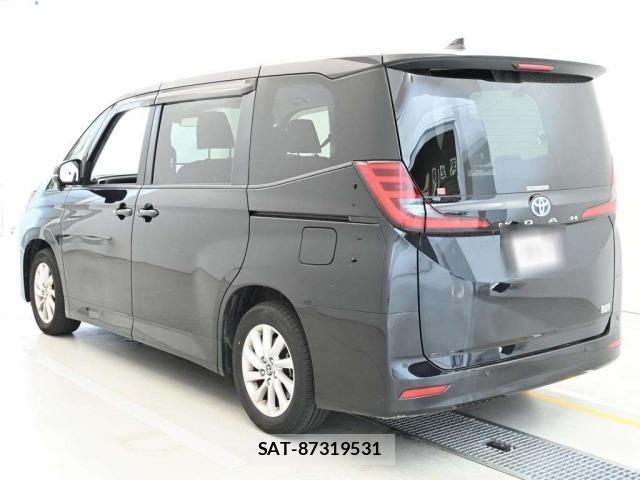Toyota NOAH 2023 8683228-6