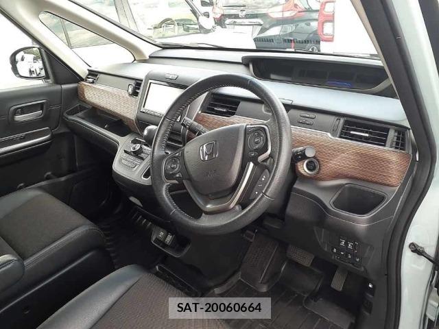 Honda FREED 2022 8715775-9