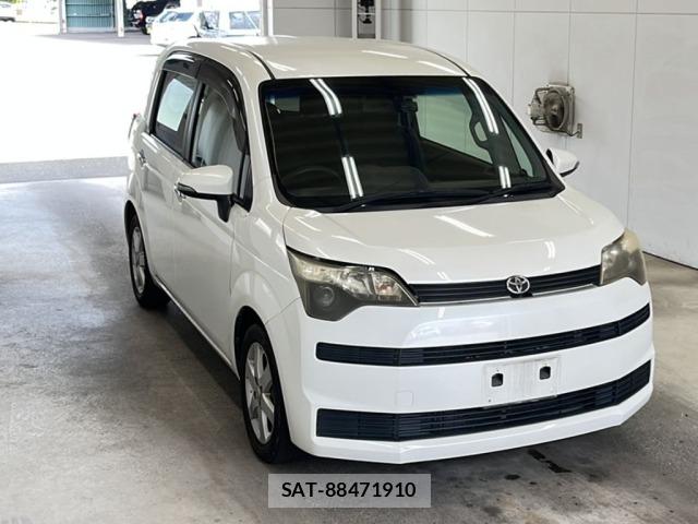 Toyota SPADE 2013 8783970-3