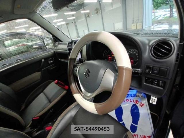 Suzuki JIMNY 2015 8931719-9
