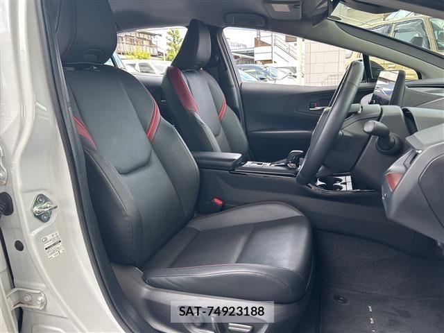 Toyota PRIUS 2023 8954602-4