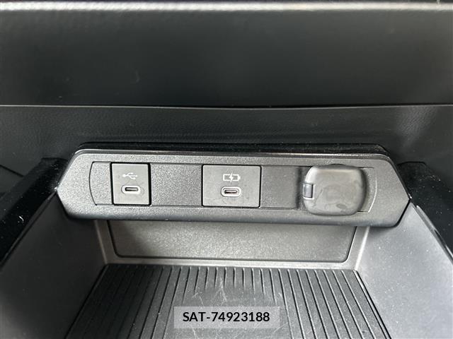 Toyota PRIUS 2023 8954602-8