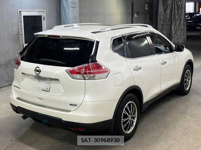 Nissan X-TRAIL 2014 8825604-5