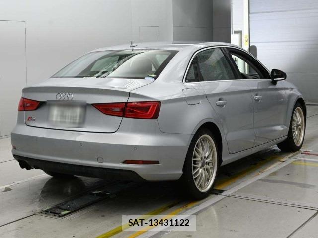 Audi A3 2016 8825602-1
