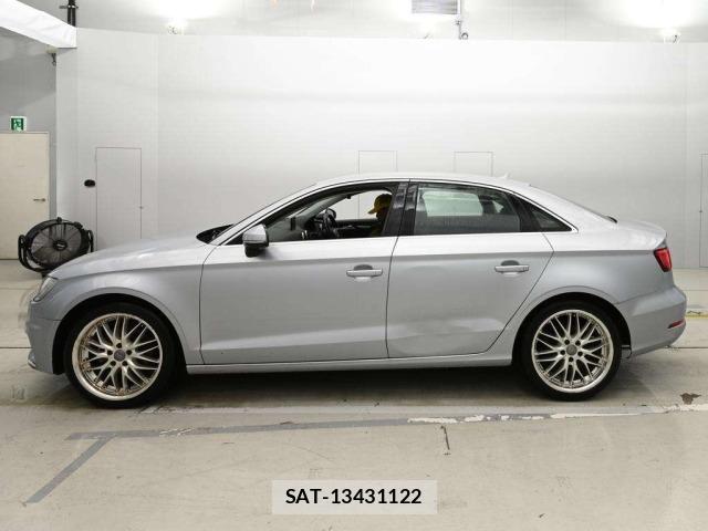Audi A3 2016 8825602-4