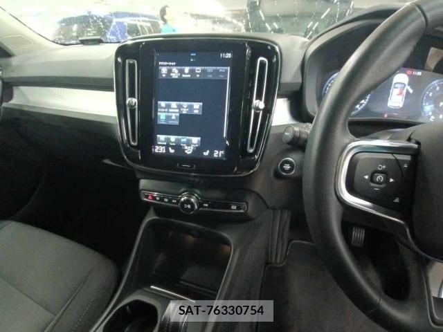 Volvo XC40 2020 8680448-11