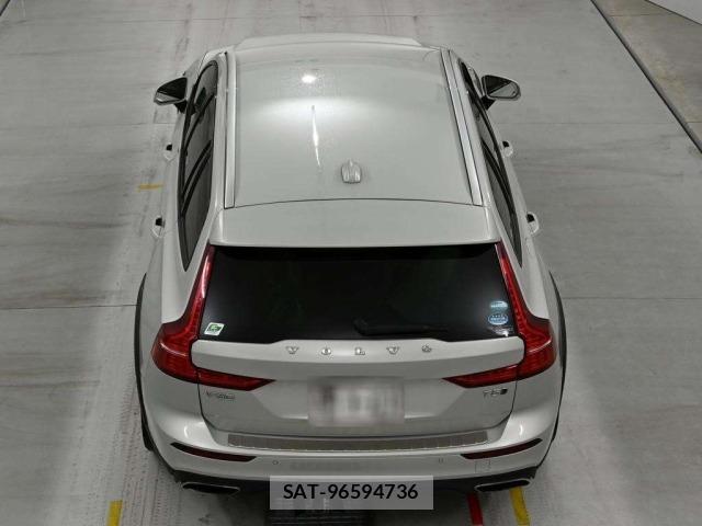 Volvo V60 2019 8906264-8