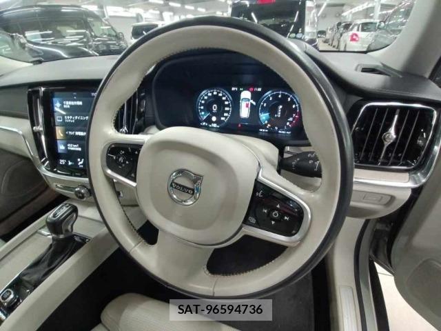 Volvo V60 2019 8906264-9