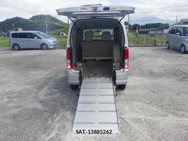 Suzuki EVERY WAGON 2013 8935195-1