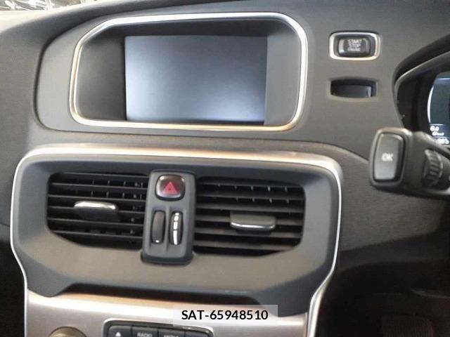 Volvo V40 2016 8705957-12