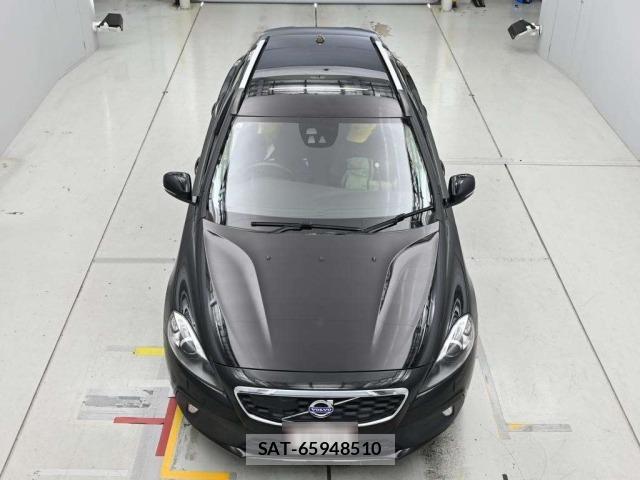 Volvo V40 2016 8705957-7