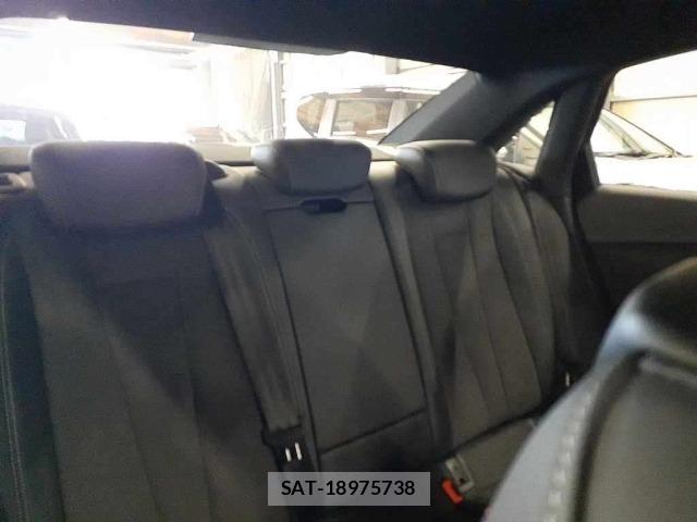 Audi A4 2021 8938666-11