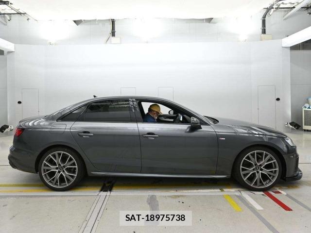 Audi A4 2021 8938666-3