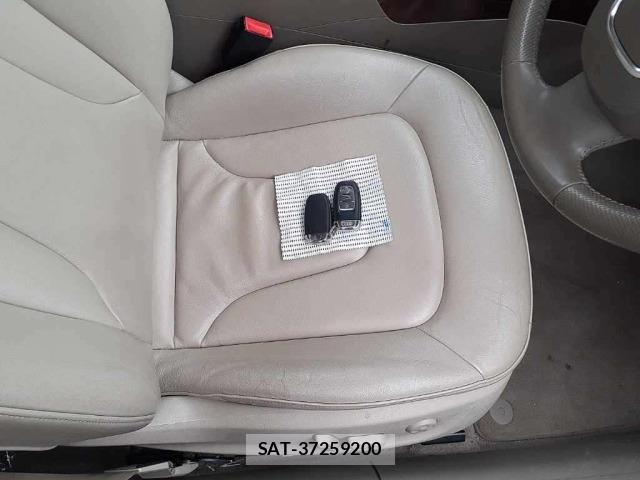 Audi A4 2011 8860561-10