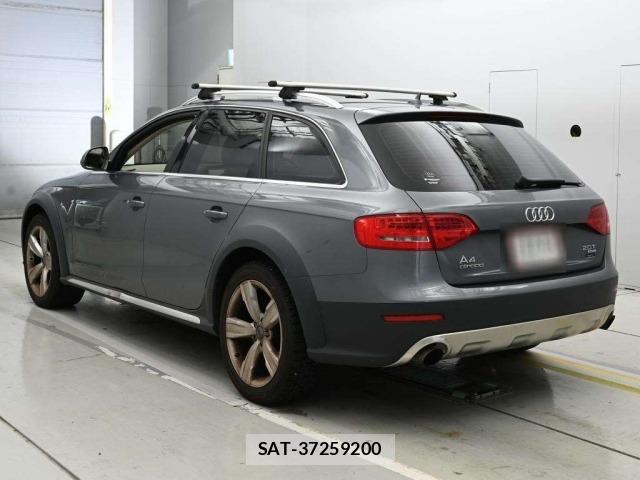 Audi A4 2011 8860561-6