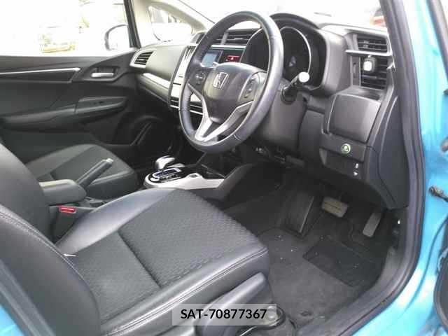 Honda FIT 2013 8703308-3