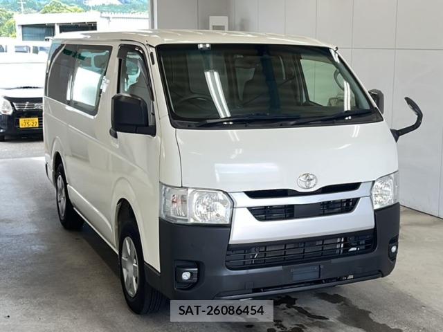 Toyota HIACE VAN 2022 8811114-4