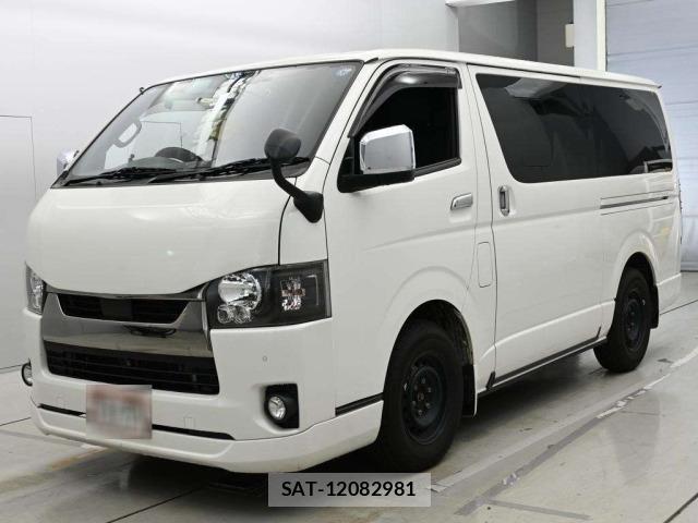 Toyota HIACE VAN 2020 8910210-0