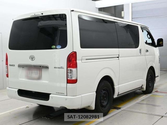 Toyota HIACE VAN 2020 8910210-1
