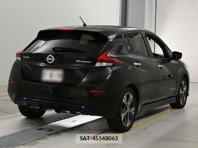Nissan LEAF 2018 8928452-1