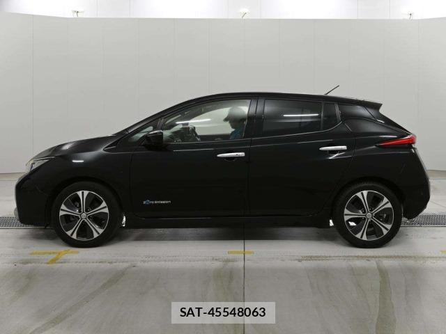 Nissan LEAF 2018 8928452-4