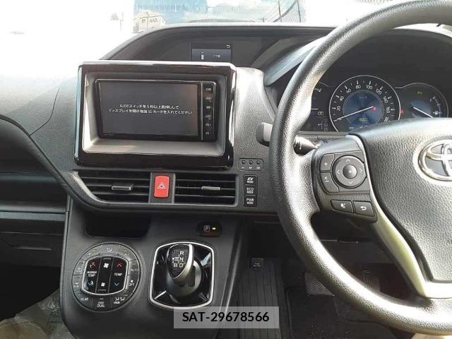 Toyota NOAH 2020 8683158-11