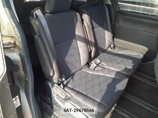 Toyota NOAH 2020 8683158-12